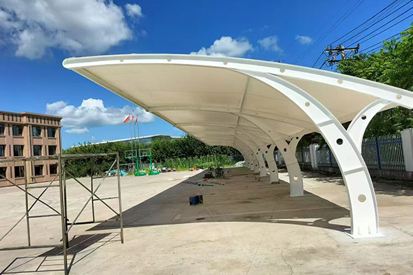 汽車(chē)棚鋼梁